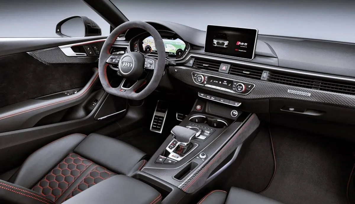 2023 Audi RS9 Interior